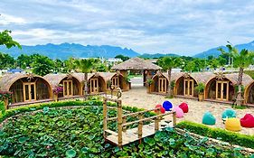 Khu Nghỉ Trải Nghiệm Golden Field